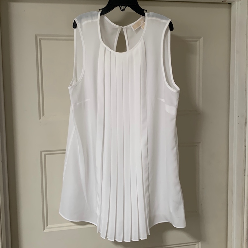 NWOT Michael Kors pleated-front, sheer, sleeveless blouse size XS